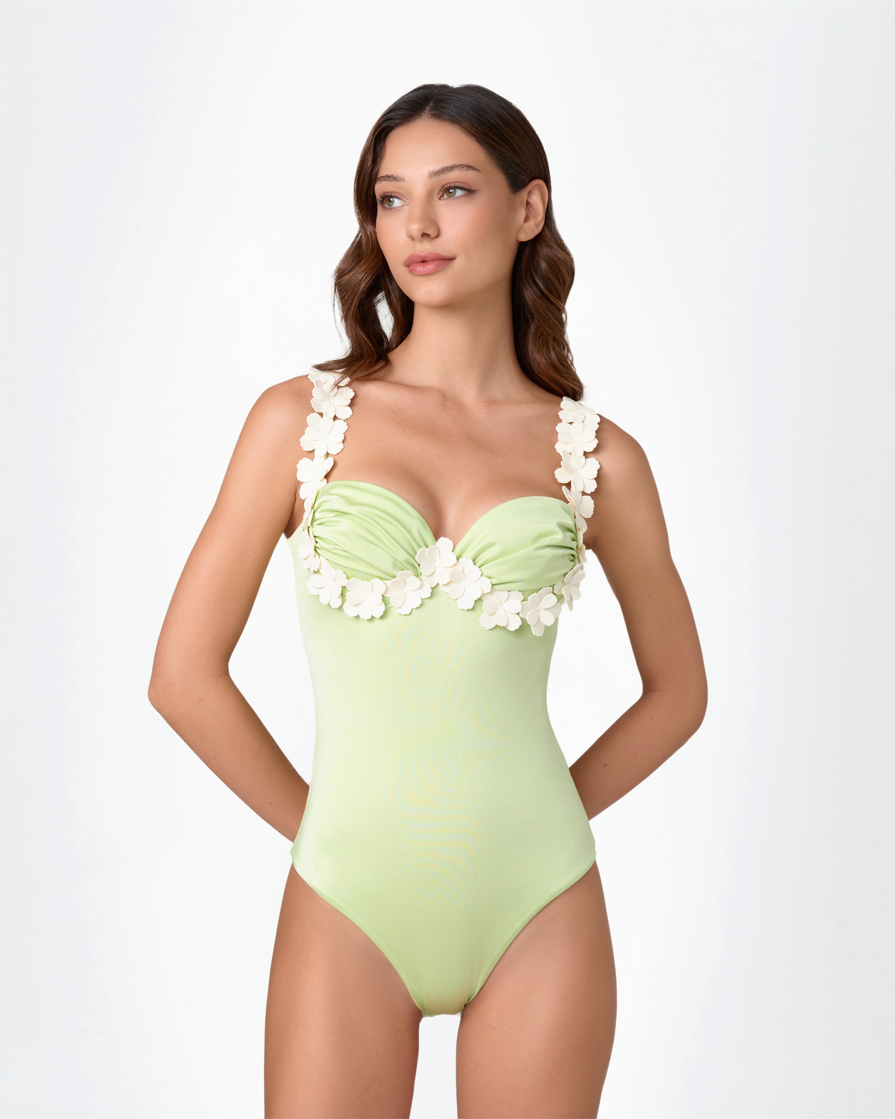 CECILIA ONE PIECE
